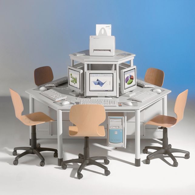 Computerinsel, 6 Plätze