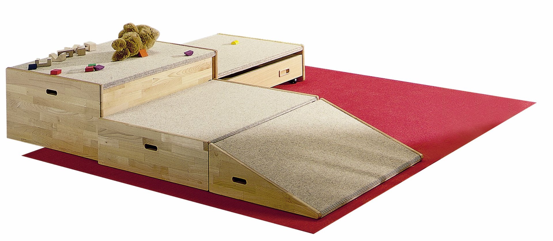 Spielpodestlandschaft 20