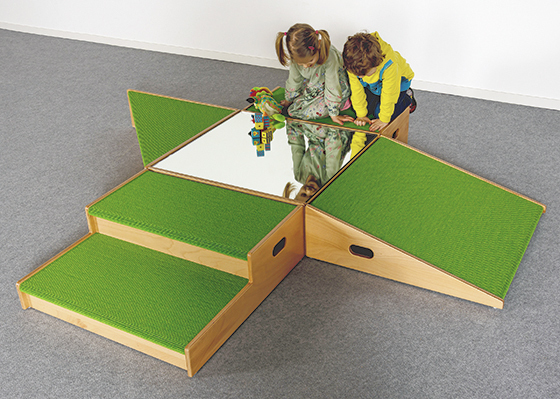 Spielpodestlandschaft 19