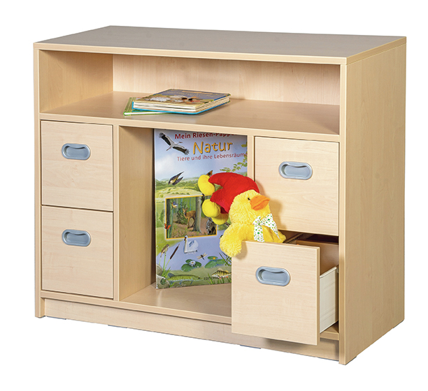 K Spieleschrank 1