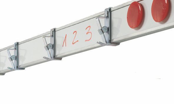 Bilderklemmleiste weiße Stahloberfläche