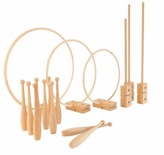 Stab- und Reifenhalter aus Holz